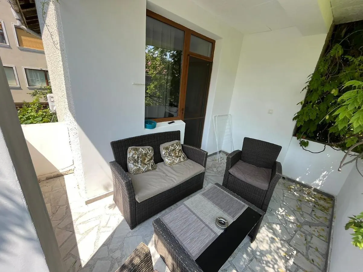 Izgrev Sarafovo Hotel Burgasz